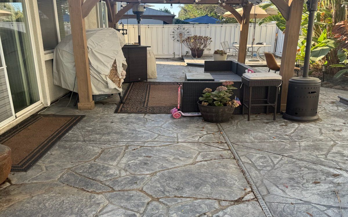 Patio & Deck